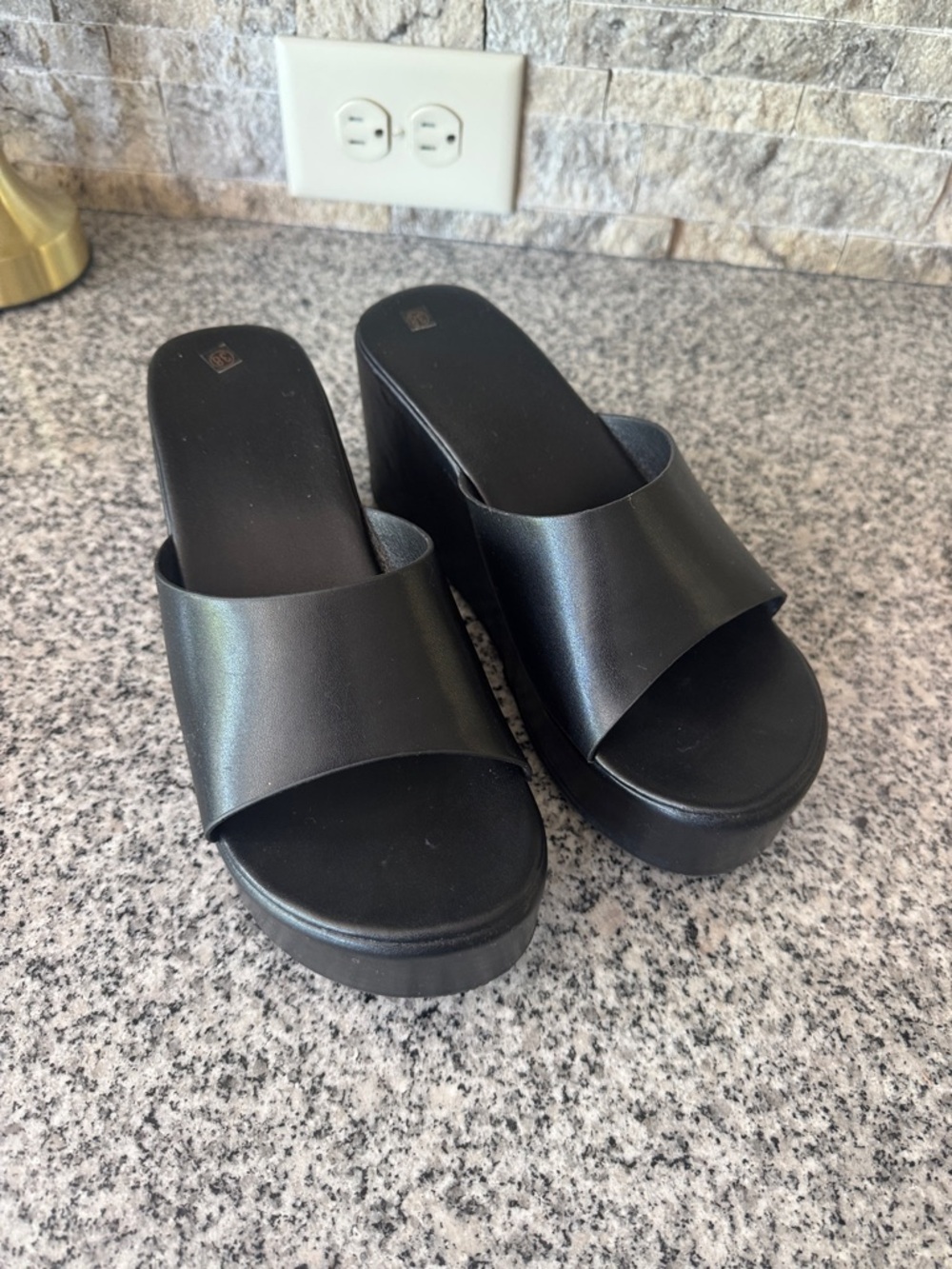 Black Platform Slide Sandals - Women - Size 7